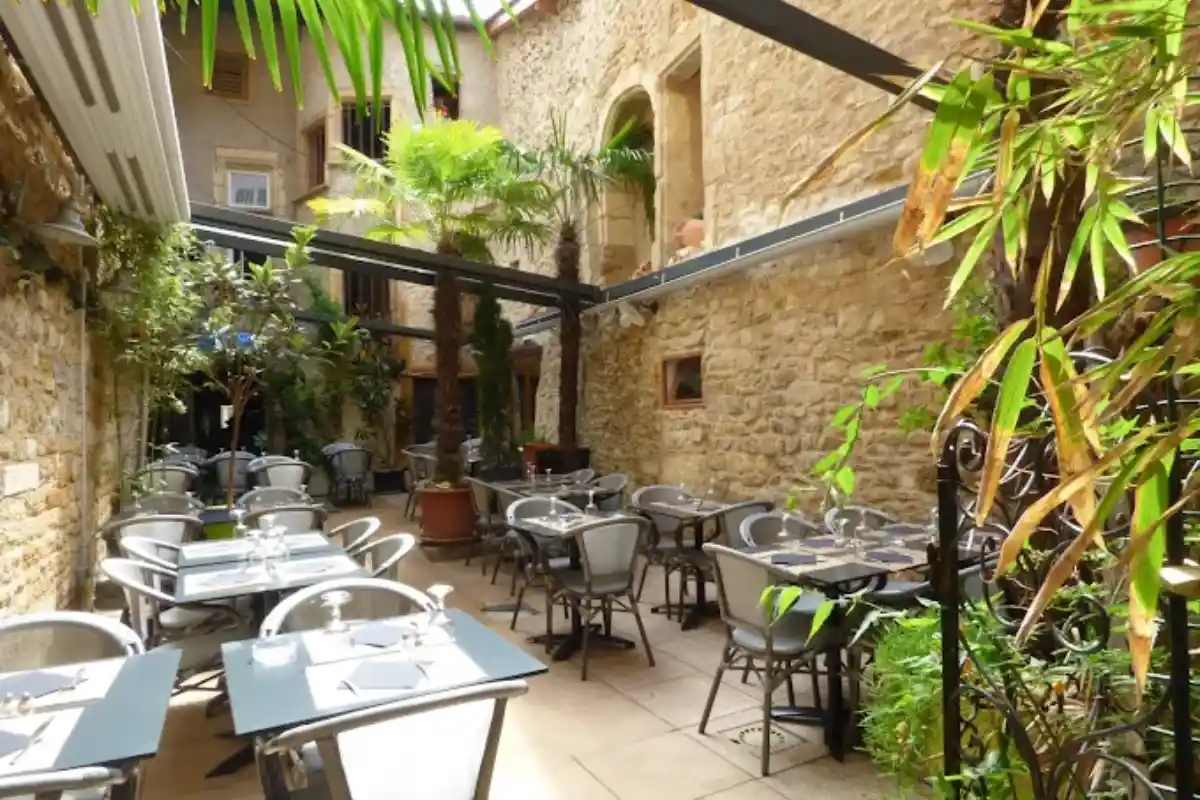 Restaurant Le Saladier à Villefranche-sur-Saöne